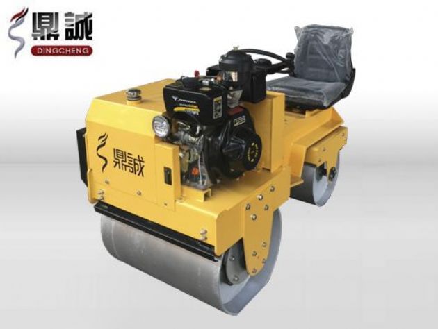 點擊查看詳細信息<br>標題：DC850C座駕式壓路機 閱讀次數：14099